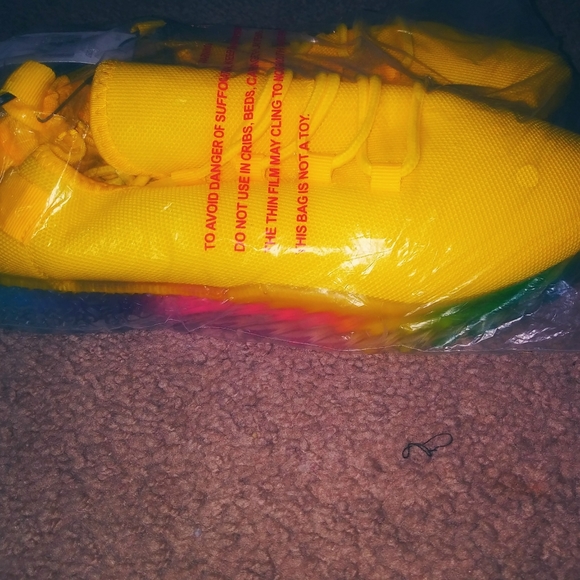 Rainbow shoes - Picture 1 of 4
